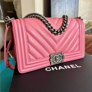 Chanel Pink Chevron Quilted Shoulder Medium Bag